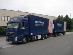 NL-Volvo-FH-480-Activeroads-Holz-020608-01[1]